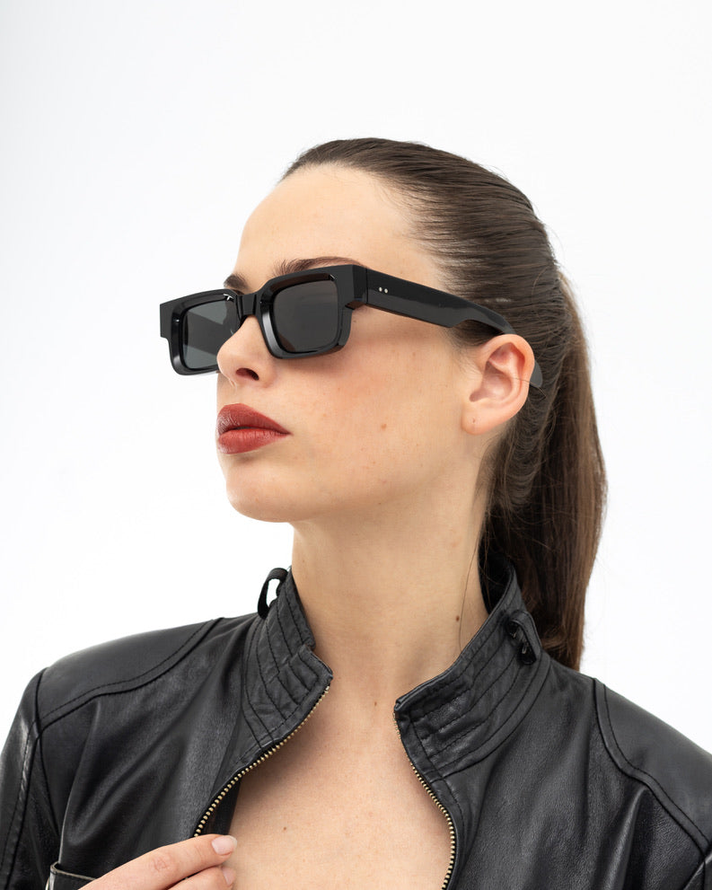 a person wearing Bardovano sunglasses, showcasing the sleek design and modern style.