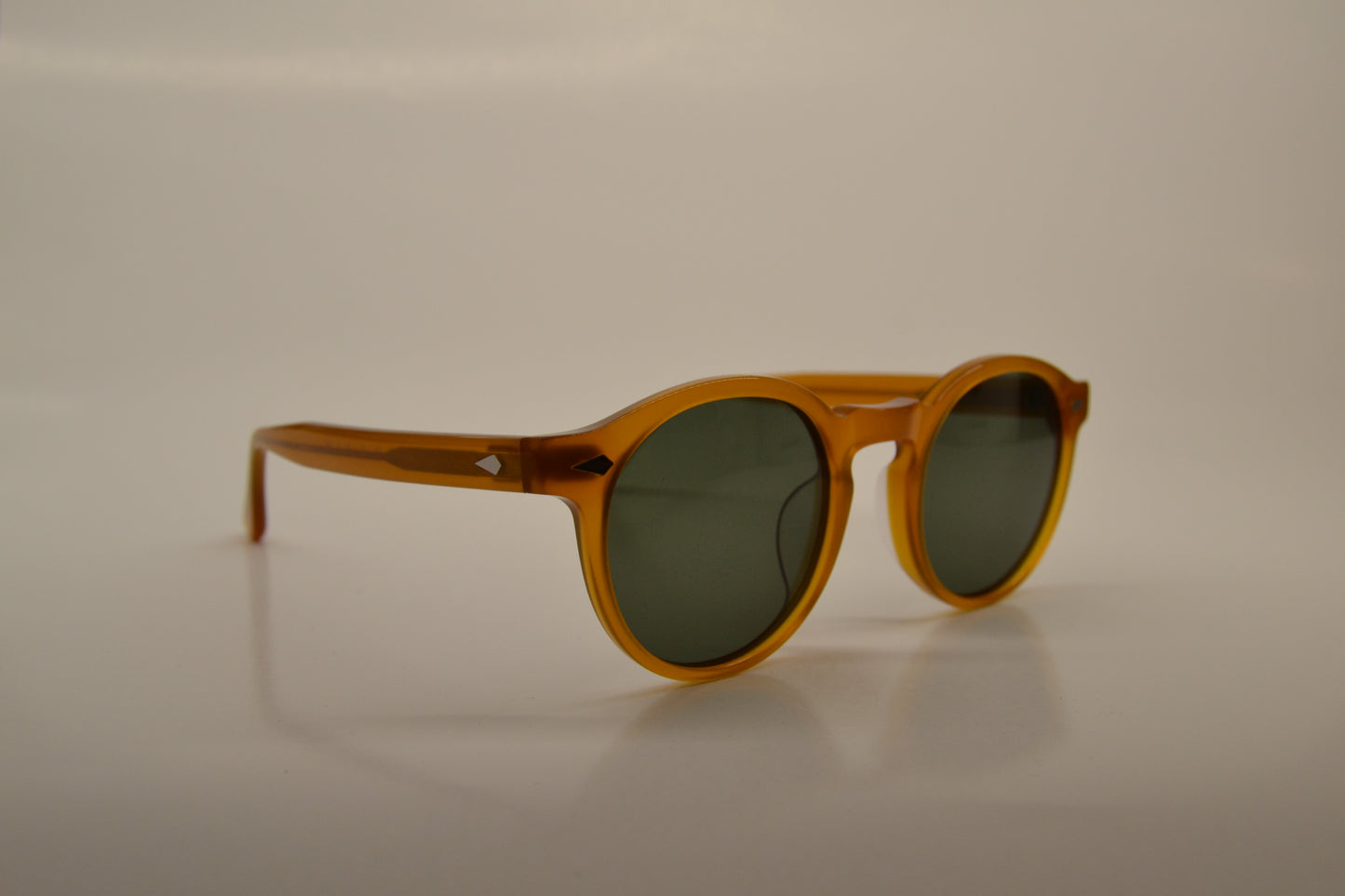 A pair of Bardovano sunglasses with polarized and UV lenses, side view.